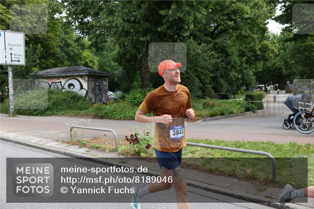 29.06.2025 - hella hamburg halbmarathon Yannick Fuchs http://msf.ph/oto/8189046 29.06.2025 10:30:41 20KM 3843, 4062, 6032, 6829, 6990, 10384, 10477, 10877, 12447, 12462, 12488, 12514, 13252, 13343, 13419, 14789, 14875, 15115, 15161, 16119, 17329, 17612, 17691, 18841 meine-sportfotos.de
