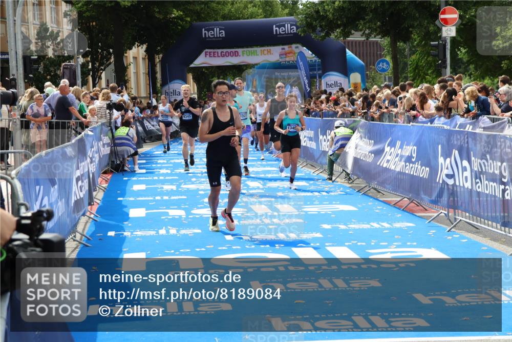 29.06.2025 - hella hamburg halbmarathon Zöllner http://msf.ph/oto/8189084 29.06.2025 10:34:04 Ziel 9345, 9519, 11019, 11227, 13493, 13494, 14448, 15268, 16724, 17877 meine-sportfotos.de