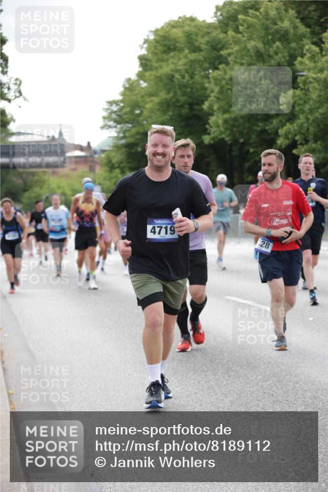 29.06.2025 - hella hamburg halbmarathon Jannik Wohlers http://msf.ph/oto/8189112 29.06.2025 10:23:57 Lombardsbrücke 1005, 1009, 1064, 2132, 2477, 3285, 3579, 3786, 4162, 4464, 4684, 4719, 4993, 6478, 6524, 6526, 7528, 7920, 7975, 8167, 8187, 8297, 9063, 12210, 13380, 13573, 13711, 14143, 14433, 14439, 14824, 15456, 16345, 16861, 17147, 17262, 17559, 17560, 18077, 18109, 18132, 19080 meine-sportfotos.de