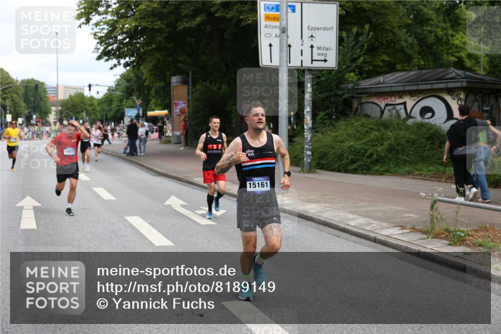 29.06.2025 - hella hamburg halbmarathon Yannick Fuchs http://msf.ph/oto/8189149 29.06.2025 10:30:47 20KM 2399, 2774, 3809, 3843, 4062, 6829, 6990, 6993, 10477, 12447, 12488, 13343, 13419, 14601, 14875, 15115, 15161, 15348, 16119, 17217, 17329, 17612, 17691, 18156, 18600 meine-sportfotos.de