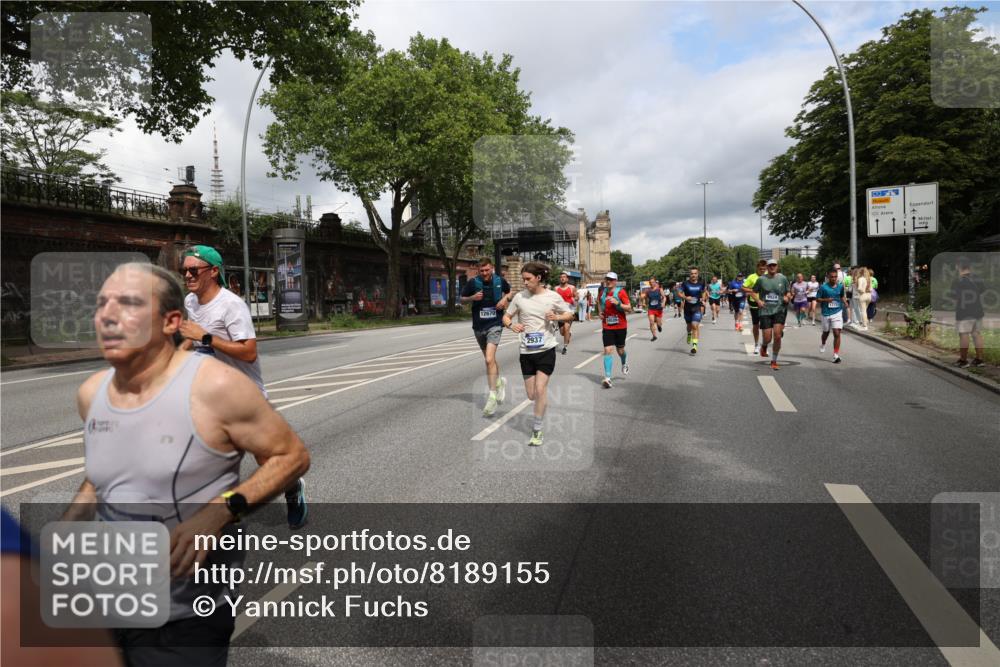 29.06.2025 - hella hamburg halbmarathon Yannick Fuchs http://msf.ph/oto/8189155 29.06.2025 10:43:48 20KM 2013, 2504, 2516, 2878, 2889, 2937, 3414, 3543, 3562, 3692, 4017, 4832, 5460, 5978, 6115, 7100, 7297, 7332, 7657, 8112, 8437, 8454, 8813, 9126, 9200, 9463, 9491, 9551, 9597, 9619, 9723, 9924, 9965, 10189, 11339, 11819, 11977, 12035, 12271, 12670, 13159, 13690, 13976, 14526, 14838, 15519, 15523, 15966, 16114, 16653, 16731, 16738, 16843, 16877, 16891, 17001, 17753, 17908, 18058, 18350, 18926, 18960, 19109 meine-sportfotos.de