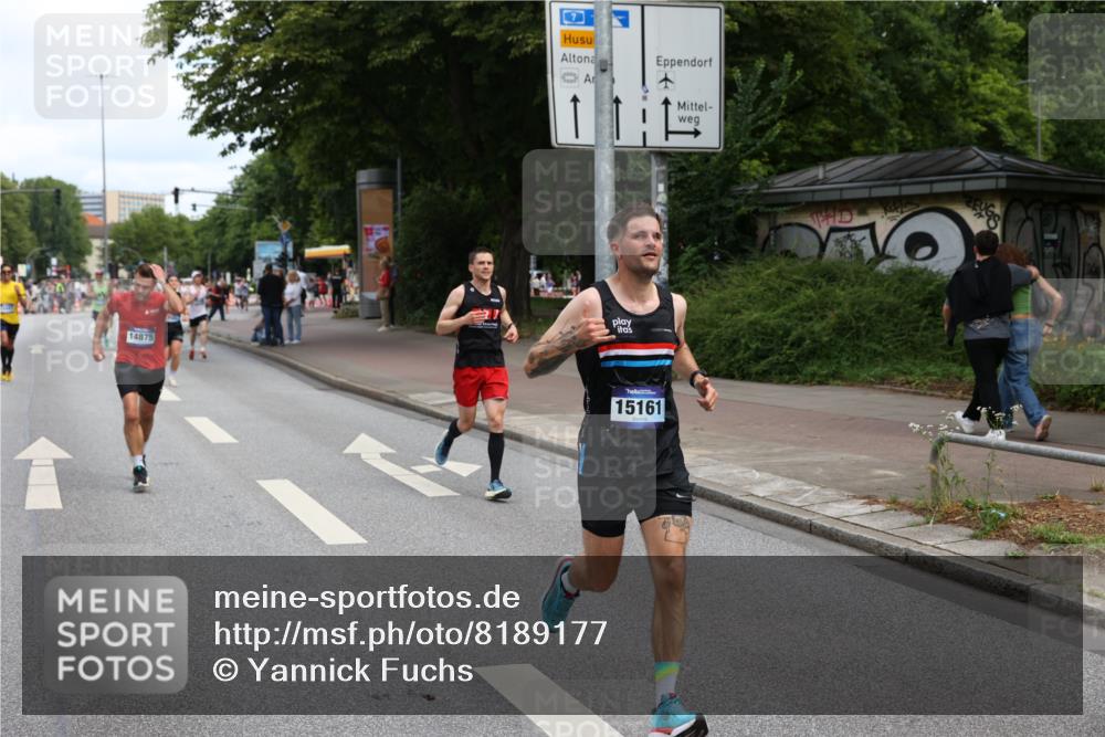 29.06.2025 - hella hamburg halbmarathon Yannick Fuchs http://msf.ph/oto/8189177 29.06.2025 10:30:47 20KM 2399, 2774, 3809, 3843, 4062, 6829, 6990, 6993, 10477, 12447, 12488, 13343, 13419, 14601, 14875, 15115, 15161, 15348, 16119, 17217, 17329, 17612, 17691, 18156, 18600 meine-sportfotos.de