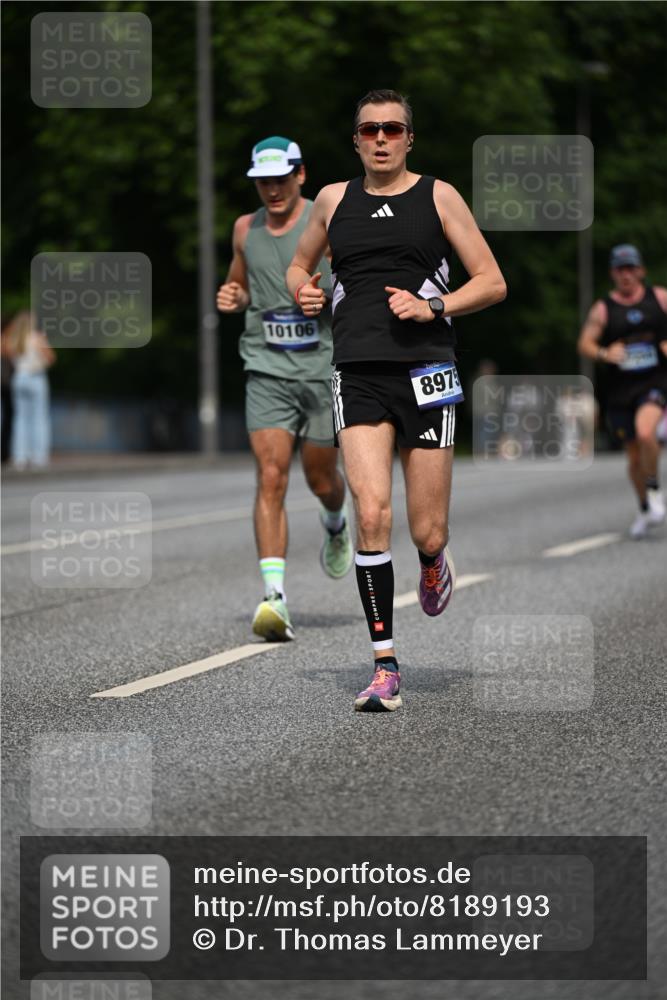 29.06.2025 - hella hamburg halbmarathon Dr. Thomas Lammeyer http://msf.ph/oto/8189193 29.06.2025 09:47:33 Kennedybrücke 1065, 1122, 3075, 3968, 5308, 5344, 7231, 7349, 7793, 8975, 9047, 9079, 10106, 10173, 10790 meine-sportfotos.de