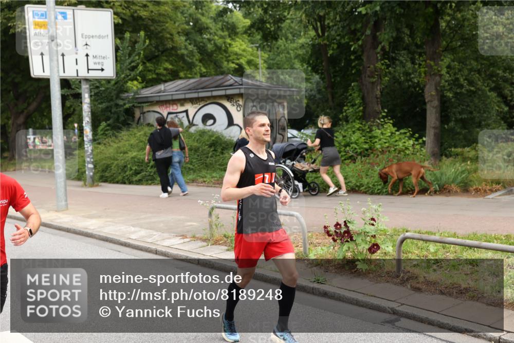29.06.2025 - hella hamburg halbmarathon Yannick Fuchs http://msf.ph/oto/8189248 29.06.2025 10:30:49 20KM 2399, 2774, 3809, 4062, 6829, 6990, 6993, 10477, 12447, 12488, 13343, 13419, 14601, 14622, 14875, 15115, 15161, 15348, 15621, 16119, 17217, 17329, 17612, 17691, 18156, 18600 meine-sportfotos.de