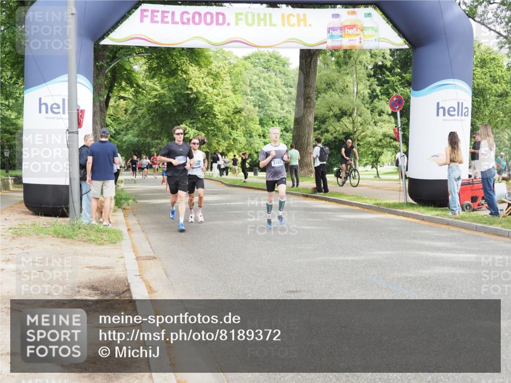 29.06.2025 - hella hamburg halbmarathon MichiJ http://msf.ph/oto/8189372 29.06.2025 10:19:30 Zwischen KM18-KM19 3189, 16818 meine-sportfotos.de