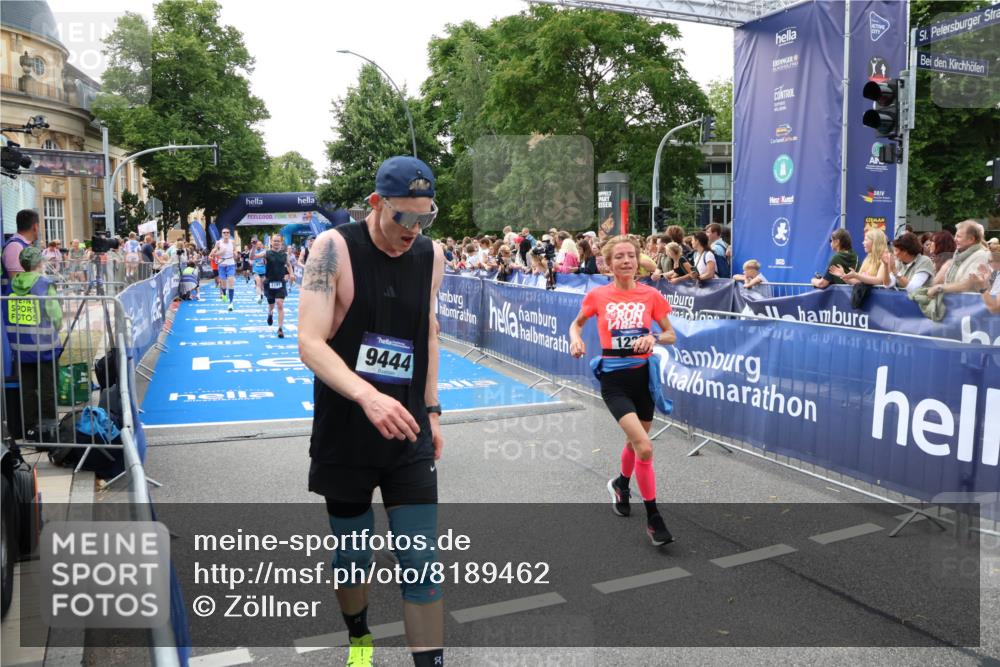 29.06.2025 - hella hamburg halbmarathon Zöllner http://msf.ph/oto/8189462 29.06.2025 10:44:28 Ziel 1057, 1902, 4310, 4691, 7191, 8928, 12327, 12554, 14667, 16803, 17729, 18806 meine-sportfotos.de
