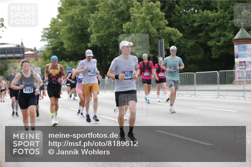 29.06.2025 - hella hamburg halbmarathon Jannik Wohlers http://msf.ph/oto/8189612 29.06.2025 10:24:00 Lombardsbrücke 1005, 1009, 1064, 2132, 2477, 3285, 3421, 3786, 4162, 4464, 4684, 4719, 6478, 6524, 6526, 7528, 7975, 8167, 8297, 9063, 12210, 13111, 13113, 13380, 13573, 13638, 13711, 14143, 14824, 16345, 16861, 17559, 17560, 18077, 18109, 18132, 19080 meine-sportfotos.de