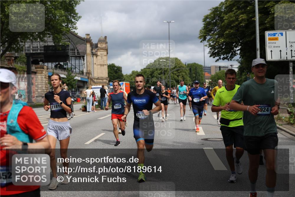 29.06.2025 - hella hamburg halbmarathon Yannick Fuchs http://msf.ph/oto/8189614 29.06.2025 10:43:50 20KM 2013, 2504, 2516, 2878, 2889, 2937, 3414, 3543, 3562, 3692, 4017, 4832, 5460, 5978, 6115, 7100, 7332, 7657, 8437, 8454, 8813, 9126, 9200, 9463, 9491, 9551, 9597, 9619, 9723, 9924, 9965, 10189, 11339, 11819, 12035, 12271, 12670, 13159, 13225, 13690, 13976, 14526, 14838, 15519, 15523, 15966, 16114, 16403, 16653, 16731, 16738, 16843, 16877, 16891, 17001, 17753, 17908, 18058, 18350, 18926, 18960, 19109 meine-sportfotos.de