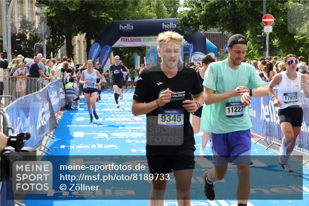 29.06.2025 - hella hamburg halbmarathon Zöllner http://msf.ph/oto/8189733 29.06.2025 10:34:09 Ziel 9345, 9376, 11019, 11202, 11227, 13066, 13494, 14448, 16724, 17751, 17877 meine-sportfotos.de