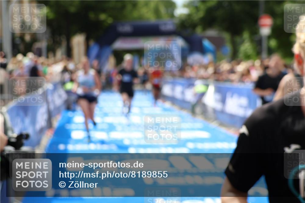 29.06.2025 - hella hamburg halbmarathon Zöllner http://msf.ph/oto/8189855 29.06.2025 10:34:10 Ziel 7884, 9376, 11019, 11202, 13066, 14448, 16724, 17751, 17877 meine-sportfotos.de
