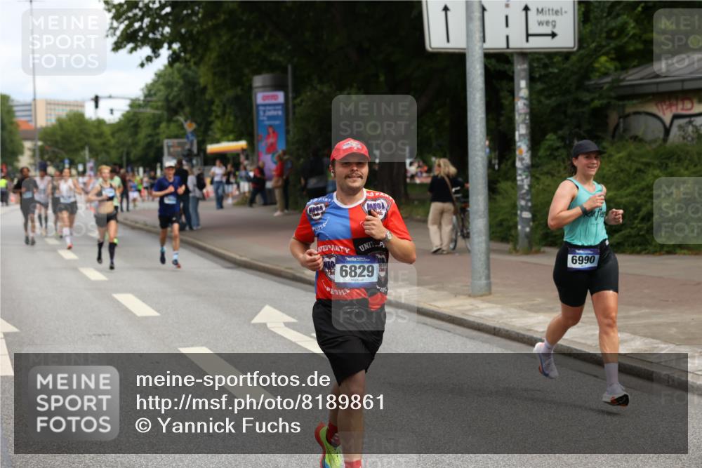 29.06.2025 - hella hamburg halbmarathon Yannick Fuchs http://msf.ph/oto/8189861 29.06.2025 10:31:00 20KM 2399, 2774, 3809, 6829, 6915, 6990, 6993, 10404, 10852, 11304, 11620, 12051, 12168, 12447, 12488, 12916, 13991, 14075, 14601, 14622, 15115, 15348, 15621, 16158, 17078, 17217, 17329, 17691, 18156, 18600 meine-sportfotos.de