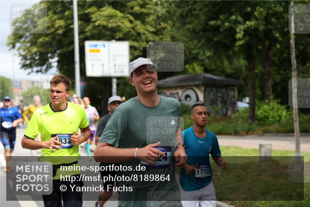 29.06.2025 - hella hamburg halbmarathon Yannick Fuchs http://msf.ph/oto/8189864 29.06.2025 10:43:51 20KM 2013, 2504, 2516, 2878, 2937, 3414, 3543, 3562, 3692, 4017, 4832, 5460, 5978, 6115, 7100, 7332, 7657, 8437, 8454, 8813, 9200, 9463, 9491, 9551, 9597, 9619, 9723, 9924, 9965, 10189, 11339, 11819, 12035, 12203, 12271, 12670, 13159, 13225, 13690, 13976, 14526, 14838, 15519, 15523, 15620, 15966, 16403, 16653, 16731, 16738, 16843, 16877, 16891, 17001, 17753, 17908, 18058, 18350, 18926, 18960, 19109 meine-sportfotos.de