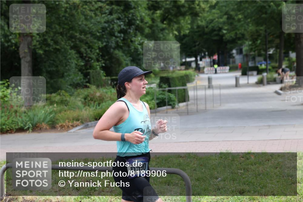 29.06.2025 - hella hamburg halbmarathon Yannick Fuchs http://msf.ph/oto/8189906 29.06.2025 10:31:02 20KM 2121, 2399, 2774, 3809, 6829, 6915, 6990, 6993, 10404, 10852, 11304, 11620, 12051, 12168, 12916, 13991, 14075, 14601, 14622, 15115, 15348, 15621, 16158, 17078, 17217, 17329, 18156, 18600 meine-sportfotos.de