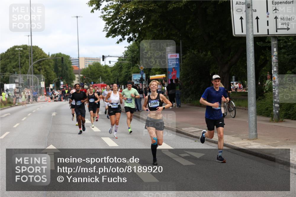 29.06.2025 - hella hamburg halbmarathon Yannick Fuchs http://msf.ph/oto/8189920 29.06.2025 10:31:03 20KM 2121, 2399, 2774, 3809, 6829, 6915, 6990, 6993, 10404, 10852, 11304, 11620, 12051, 12168, 12916, 13991, 14075, 14601, 14622, 15115, 15348, 15621, 16158, 17078, 17217, 17329, 18156, 18600 meine-sportfotos.de