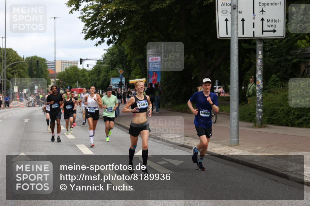 29.06.2025 - hella hamburg halbmarathon Yannick Fuchs http://msf.ph/oto/8189936 29.06.2025 10:31:03 20KM 2121, 2399, 2774, 3809, 6829, 6915, 6990, 6993, 10404, 10852, 11304, 11620, 12051, 12168, 12916, 13991, 14075, 14601, 14622, 15115, 15348, 15621, 16158, 17078, 17217, 17329, 18156, 18600 meine-sportfotos.de