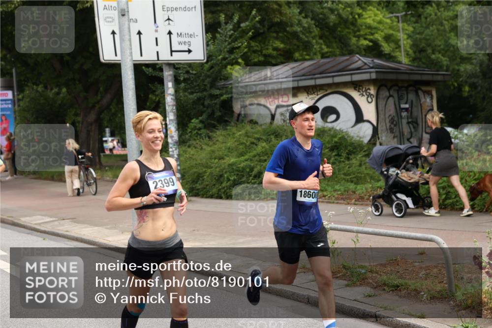 29.06.2025 - hella hamburg halbmarathon Yannick Fuchs http://msf.ph/oto/8190101 29.06.2025 10:31:05 20KM 2121, 2399, 2774, 3809, 6829, 6915, 6990, 6993, 10404, 10852, 11304, 11620, 12051, 12168, 12916, 13991, 14075, 14601, 14622, 15115, 15348, 15621, 16158, 17078, 17217, 18156, 18600 meine-sportfotos.de