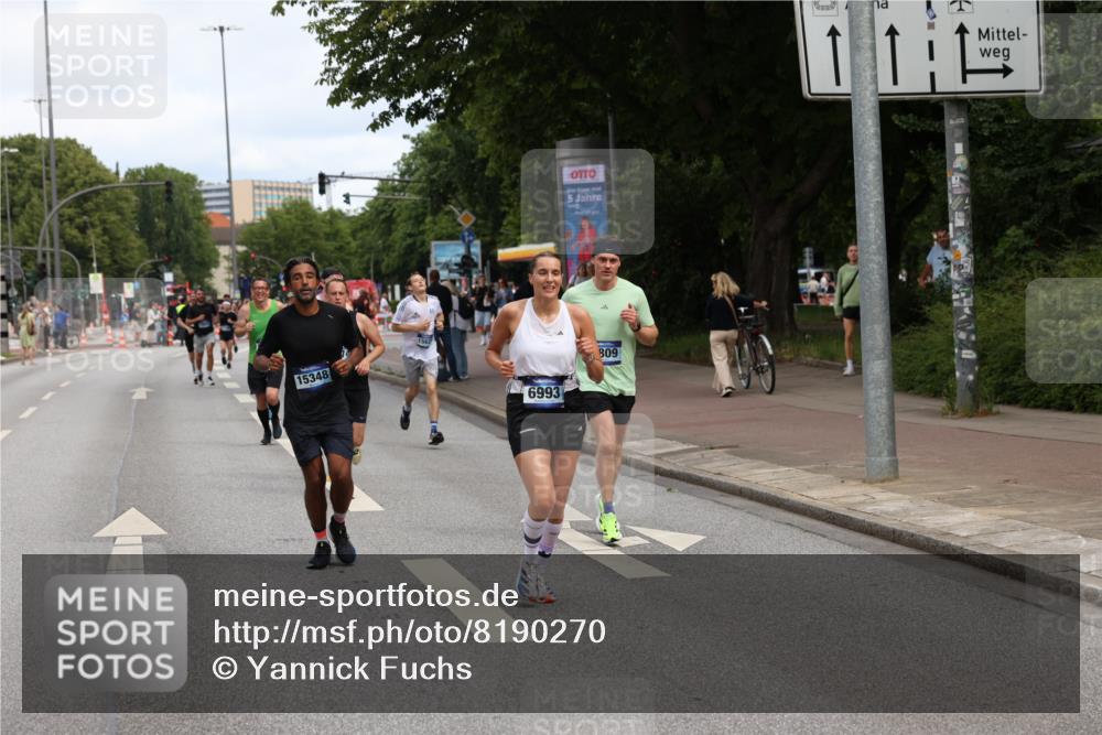 29.06.2025 - hella hamburg halbmarathon Yannick Fuchs http://msf.ph/oto/8190270 29.06.2025 10:31:05 20KM 2121, 2399, 2774, 3809, 6829, 6915, 6990, 6993, 10404, 10852, 11304, 11620, 12051, 12168, 12916, 13991, 14075, 14601, 14622, 15115, 15348, 15621, 16158, 17078, 17217, 18156, 18600 meine-sportfotos.de