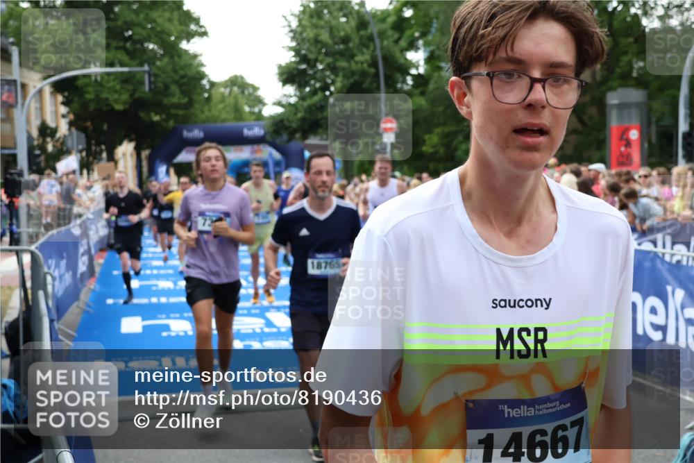 29.06.2025 - hella hamburg halbmarathon Zöllner http://msf.ph/oto/8190436 29.06.2025 10:44:39 Ziel 1468, 1782, 2365, 2402, 3305, 4991, 5476, 6490, 6495, 7322, 7710, 10669, 12711, 14351, 14798, 14816, 15862, 16224, 17097, 18107, 18464, 18539, 18560, 18765, 18868, 19206 meine-sportfotos.de