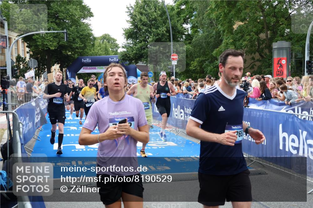 29.06.2025 - hella hamburg halbmarathon Zöllner http://msf.ph/oto/8190529 29.06.2025 10:44:40 Ziel 1468, 1782, 2365, 2402, 3305, 4991, 5476, 6490, 6495, 7710, 10669, 12711, 14351, 14798, 14816, 15862, 16224, 17097, 18107, 18437, 18464, 18539, 18560, 18868, 19206 meine-sportfotos.de