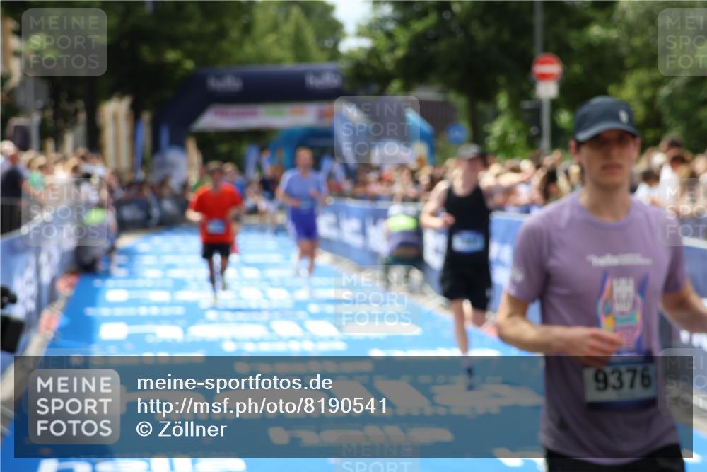 29.06.2025 - hella hamburg halbmarathon Zöllner http://msf.ph/oto/8190541 29.06.2025 10:34:17 Ziel 1080, 3005, 7884, 7901, 14784, 18906 meine-sportfotos.de