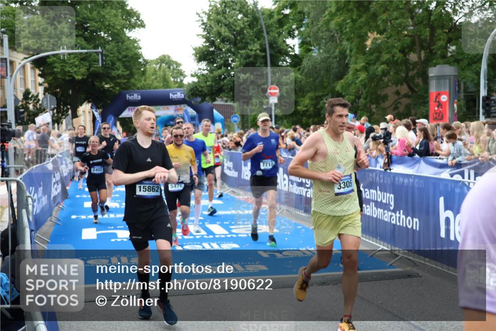 29.06.2025 - hella hamburg halbmarathon Zöllner http://msf.ph/oto/8190622 29.06.2025 10:44:41 Ziel 1468, 1782, 2365, 2402, 3305, 4991, 5476, 6490, 6495, 7710, 10669, 12711, 14351, 14798, 14816, 15862, 16224, 18107, 18437, 18464, 18539, 18560, 18868, 19206 meine-sportfotos.de