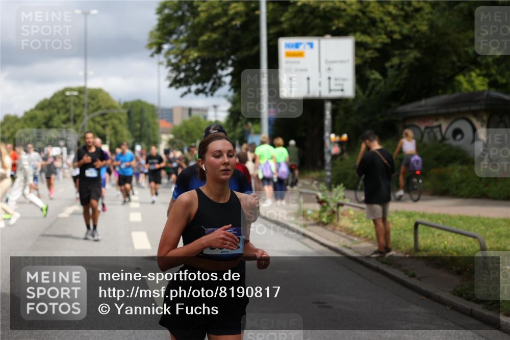 29.06.2025 - hella hamburg halbmarathon Yannick Fuchs http://msf.ph/oto/8190817 29.06.2025 10:43:56 20KM 2516, 2788, 2878, 3414, 3543, 3562, 3692, 4247, 4832, 5447, 5978, 6115, 6125, 6282, 7100, 7332, 7657, 8437, 8454, 8576, 8689, 8813, 8921, 9200, 9491, 9551, 9597, 9723, 9924, 9965, 10189, 11339, 11819, 11975, 12035, 12203, 12271, 13159, 13225, 13690, 13976, 14562, 14794, 14838, 15519, 15620, 15966, 16403, 16653, 16738, 16843, 16877, 16891, 17001, 17282, 17753, 17908, 18058, 18350, 18926, 18960, 19109 meine-sportfotos.de