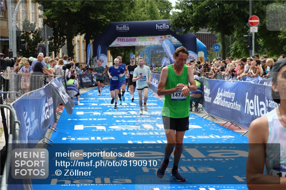 29.06.2025 - hella hamburg halbmarathon Zöllner http://msf.ph/oto/8190910 29.06.2025 10:34:25 Ziel 1002, 5550, 9686, 14784, 16417, 18099 meine-sportfotos.de