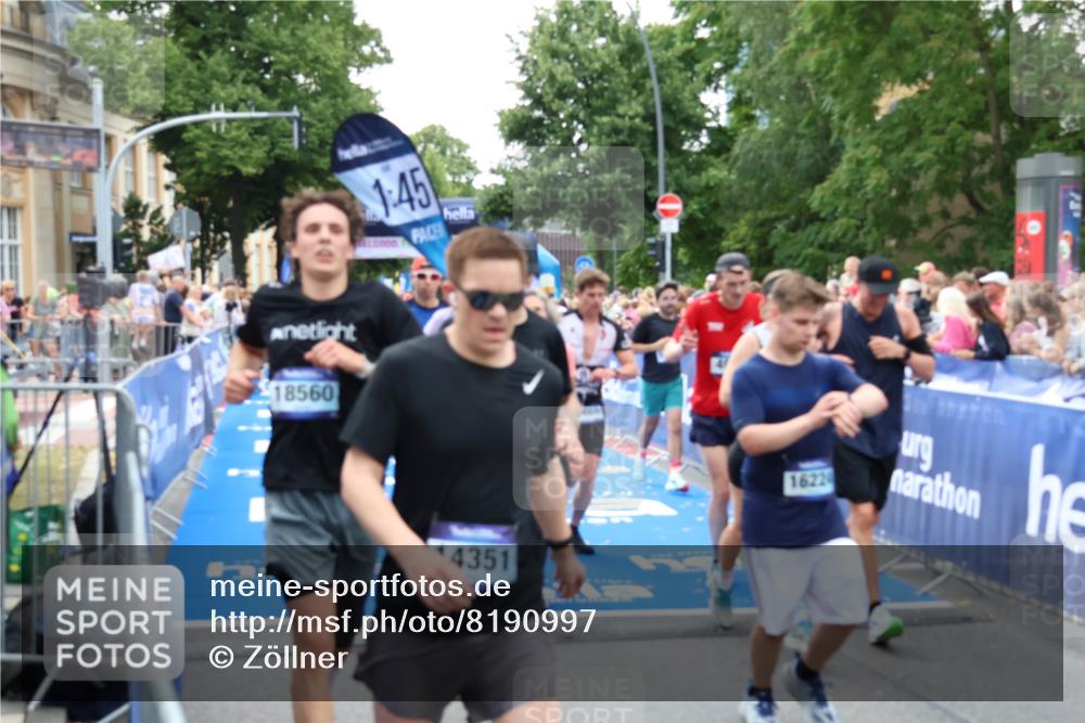 29.06.2025 - hella hamburg halbmarathon Zöllner http://msf.ph/oto/8190997 29.06.2025 10:44:45 Ziel 1782, 2970, 4270, 4991, 6490, 10669, 14816, 15185, 15233, 16224, 17251, 18107, 18437, 18464, 18560, 18868, 19206 meine-sportfotos.de
