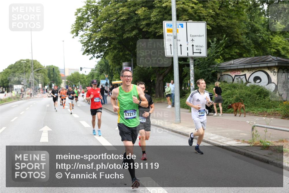 29.06.2025 - hella hamburg halbmarathon Yannick Fuchs http://msf.ph/oto/8191119 29.06.2025 10:31:09 20KM 1571, 2121, 2399, 2774, 3809, 6915, 6993, 9313, 10404, 10852, 11120, 11304, 11620, 12051, 12168, 12916, 13991, 14075, 14601, 14622, 15348, 15621, 16158, 17078, 17217, 18156, 18600 meine-sportfotos.de