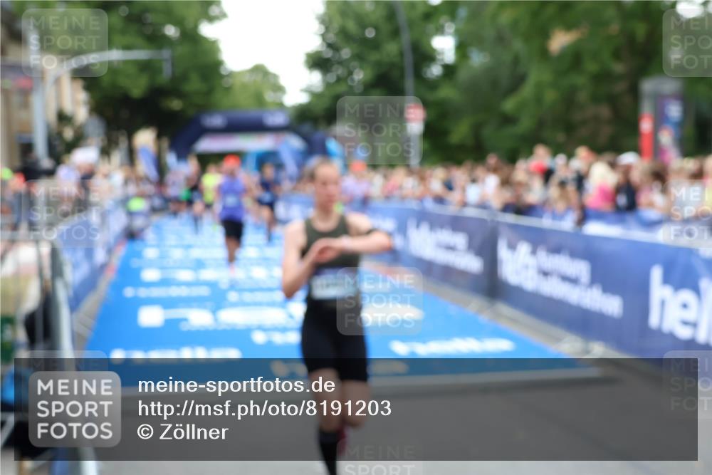 29.06.2025 - hella hamburg halbmarathon Zöllner http://msf.ph/oto/8191203 29.06.2025 10:44:48 Ziel 1941, 2970, 3004, 3785, 4270, 4915, 7325, 15185, 15233, 16834, 17251, 18437, 19207 meine-sportfotos.de
