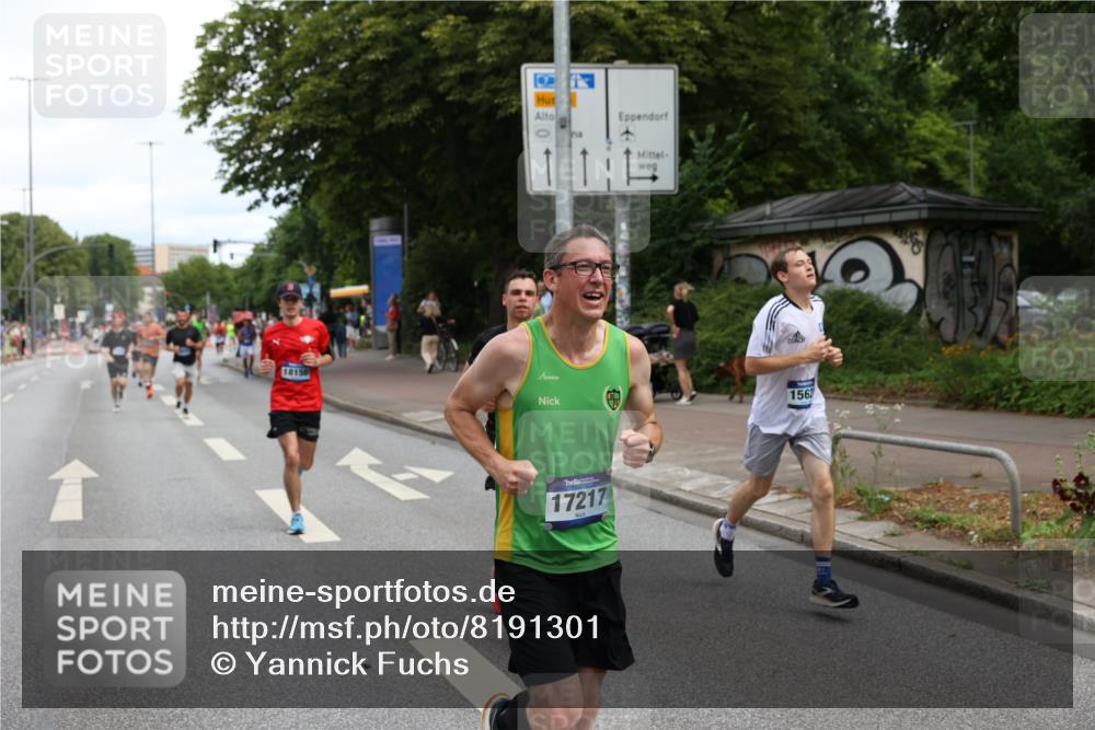 29.06.2025 - hella hamburg halbmarathon Yannick Fuchs http://msf.ph/oto/8191301 29.06.2025 10:31:10 20KM 1571, 2121, 2399, 2774, 3809, 3959, 6915, 6993, 7831, 9313, 10404, 10852, 11120, 11304, 11620, 12051, 12168, 12916, 13991, 14075, 14601, 14622, 15348, 15621, 16158, 17078, 17217, 18156, 18600 meine-sportfotos.de
