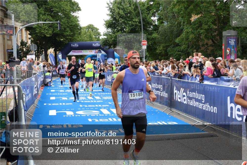29.06.2025 - hella hamburg halbmarathon Zöllner http://msf.ph/oto/8191403 29.06.2025 10:44:52 Ziel 1941, 2098, 2970, 3004, 3098, 3785, 4270, 4915, 7056, 7167, 7325, 9720, 12161, 16834, 17251, 19207, 19210 meine-sportfotos.de