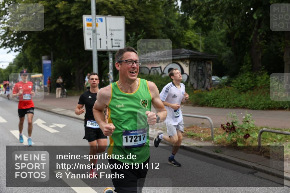 29.06.2025 - hella hamburg halbmarathon Yannick Fuchs http://msf.ph/oto/8191412 29.06.2025 10:31:10 20KM 1571, 2121, 2399, 2774, 3809, 3959, 6915, 6993, 7831, 9313, 10404, 10852, 11120, 11304, 11620, 12051, 12168, 12916, 13991, 14075, 14601, 14622, 15348, 15621, 16158, 17078, 17217, 18156, 18600 meine-sportfotos.de