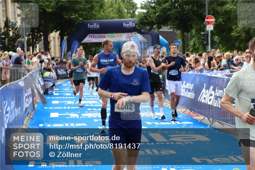 29.06.2025 - hella hamburg halbmarathon Zöllner http://msf.ph/oto/8191437 29.06.2025 10:34:29 Ziel 1002, 5550, 6305, 9686, 13618, 16417, 18099 meine-sportfotos.de