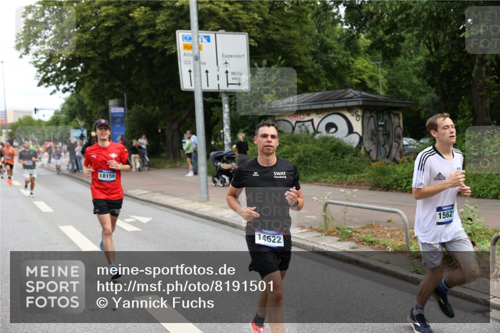 29.06.2025 - hella hamburg halbmarathon Yannick Fuchs http://msf.ph/oto/8191501 29.06.2025 10:31:10 20KM 1571, 2121, 2399, 2774, 3809, 3959, 6915, 6993, 7831, 9313, 10404, 10852, 11120, 11304, 11620, 12051, 12168, 12916, 13991, 14075, 14601, 14622, 15348, 15621, 16158, 17078, 17217, 18156, 18600 meine-sportfotos.de