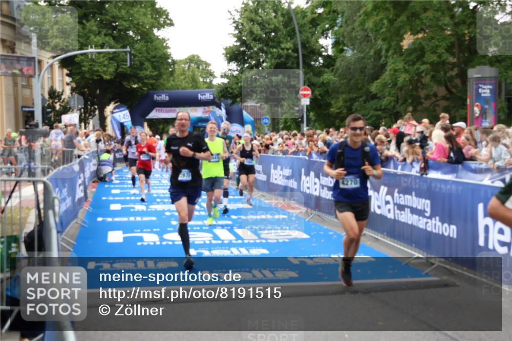 29.06.2025 - hella hamburg halbmarathon Zöllner http://msf.ph/oto/8191515 29.06.2025 10:44:53 Ziel 1941, 2098, 2970, 3004, 3098, 3785, 4270, 4425, 4915, 7056, 7167, 7325, 9720, 12161, 16834, 17406, 18631, 19207, 19210 meine-sportfotos.de