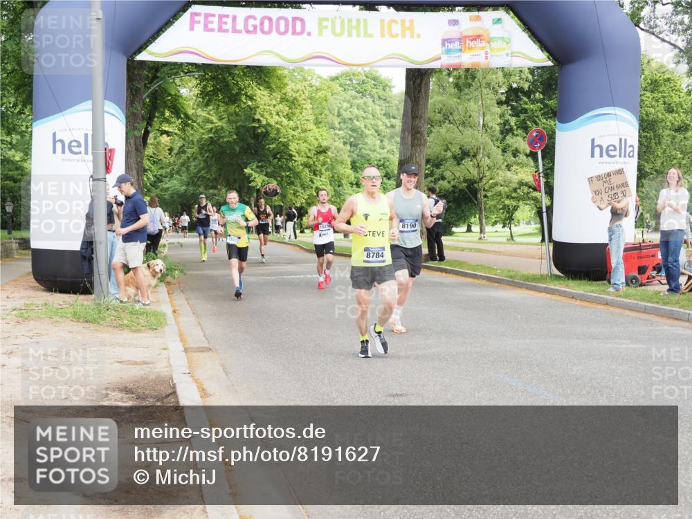 29.06.2025 - hella hamburg halbmarathon MichiJ http://msf.ph/oto/8191627 29.06.2025 10:19:50 Zwischen KM18-KM19 3845, 8190, 8784, 9634, 10270, 15507, 18422 meine-sportfotos.de