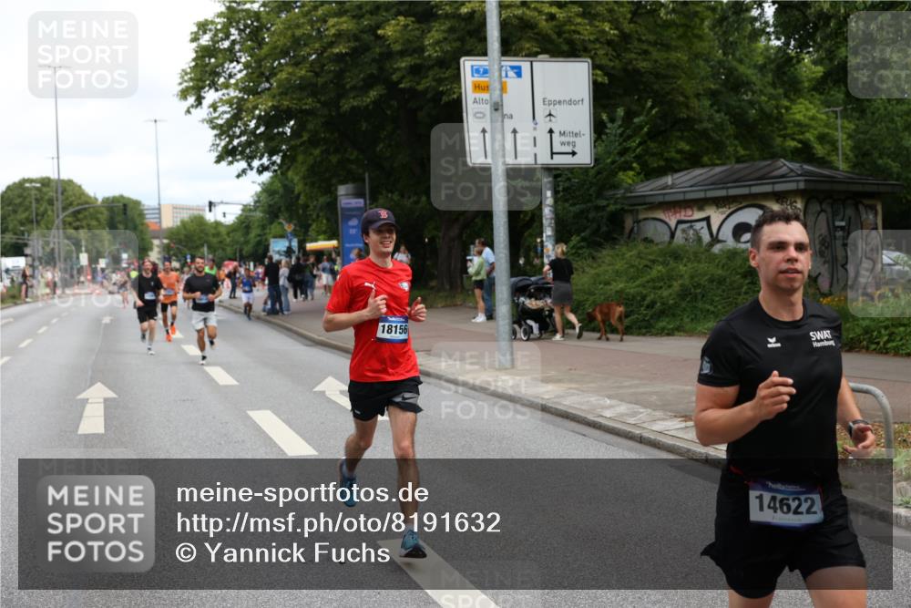 29.06.2025 - hella hamburg halbmarathon Yannick Fuchs http://msf.ph/oto/8191632 29.06.2025 10:31:11 20KM 1385, 1571, 2121, 2399, 2774, 3809, 3959, 6915, 6993, 7831, 8084, 9313, 10404, 10852, 11120, 11304, 11620, 12051, 12168, 12916, 13991, 14075, 14601, 14622, 15348, 15621, 16158, 17078, 17192, 17217, 18156, 18600 meine-sportfotos.de