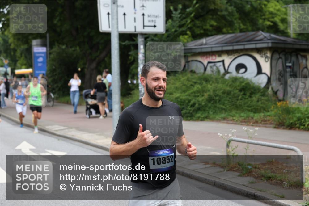 29.06.2025 - hella hamburg halbmarathon Yannick Fuchs http://msf.ph/oto/8191788 29.06.2025 10:31:15 20KM 1385, 1571, 2121, 2774, 3809, 3959, 5961, 6915, 7831, 8084, 8121, 9313, 10404, 10852, 11120, 11304, 11620, 12051, 12168, 12916, 13991, 14075, 14601, 14622, 15621, 16158, 17078, 17192, 17217, 18038, 18156, 18733 meine-sportfotos.de