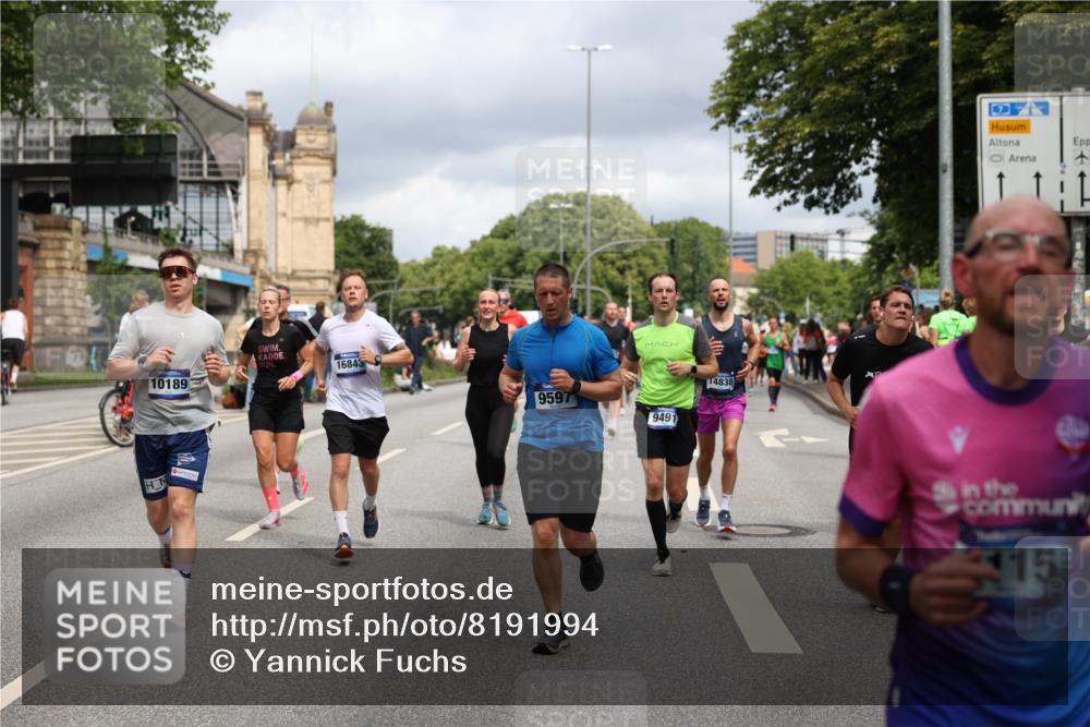29.06.2025 - hella hamburg halbmarathon Yannick Fuchs http://msf.ph/oto/8191994 29.06.2025 10:44:02 20KM 1216, 1321, 2020, 2234, 2516, 2788, 2878, 3414, 3543, 3562, 3692, 3852, 4247, 4933, 5447, 5978, 6115, 6125, 6282, 7100, 7657, 8454, 8576, 8689, 8813, 8899, 8921, 9031, 9200, 9303, 9491, 9551, 9597, 9723, 9965, 10189, 10480, 11339, 11975, 12035, 12203, 12271, 12733, 13159, 13225, 13282, 13463, 13976, 14562, 14794, 14838, 15519, 15620, 15966, 16000, 16403, 16738, 16843, 16877, 16887, 17001, 17282, 17908, 18229, 18350, 18451, 18960 meine-sportfotos.de