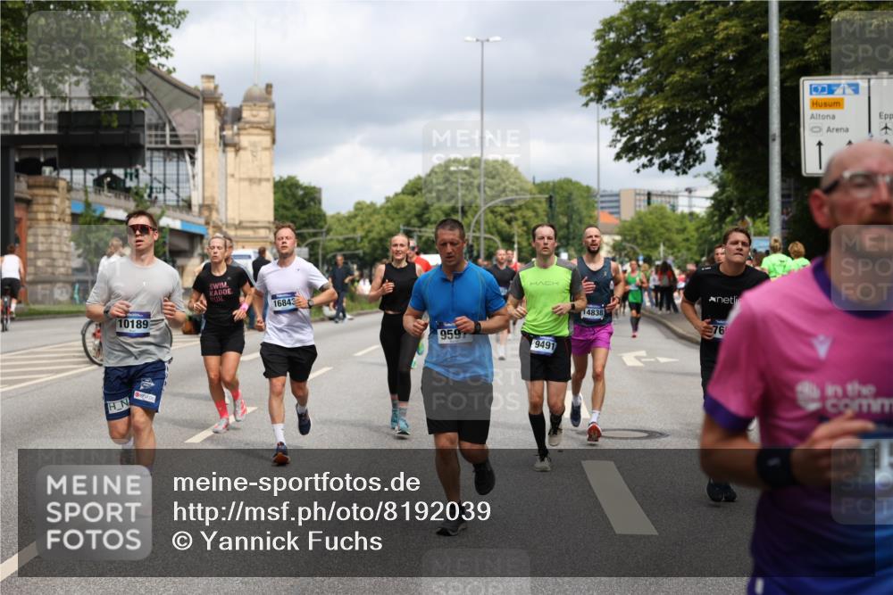 29.06.2025 - hella hamburg halbmarathon Yannick Fuchs http://msf.ph/oto/8192039 29.06.2025 10:44:02 20KM 1216, 1321, 2020, 2234, 2516, 2788, 2878, 3414, 3543, 3562, 3692, 3852, 4247, 4933, 5447, 5978, 6115, 6125, 6282, 7100, 7657, 8454, 8576, 8689, 8813, 8899, 8921, 9031, 9200, 9303, 9491, 9551, 9597, 9723, 9965, 10189, 10480, 11339, 11975, 12035, 12203, 12271, 12733, 13159, 13225, 13282, 13463, 13976, 14562, 14794, 14838, 15519, 15620, 15966, 16000, 16403, 16738, 16843, 16877, 16887, 17001, 17282, 17908, 18229, 18350, 18451, 18960 meine-sportfotos.de
