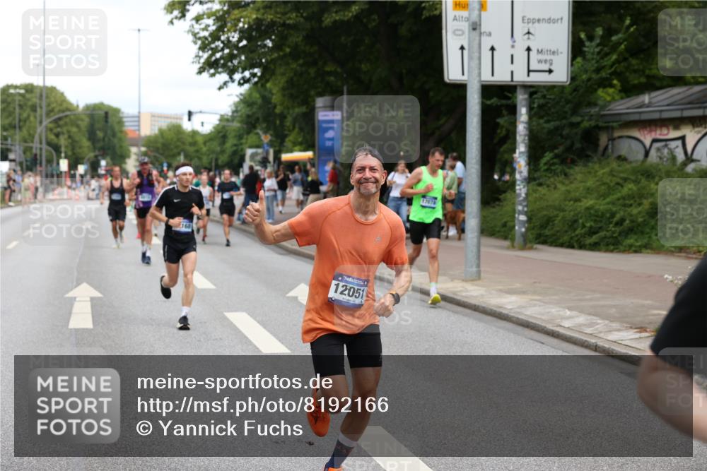 29.06.2025 - hella hamburg halbmarathon Yannick Fuchs http://msf.ph/oto/8192166 29.06.2025 10:31:16 20KM 1385, 1571, 2121, 2774, 3959, 5961, 6915, 7831, 8084, 8121, 9313, 10404, 10852, 11120, 11304, 11620, 12051, 12168, 12916, 13991, 14075, 14622, 15621, 16158, 17078, 17192, 18038, 18156, 18733 meine-sportfotos.de