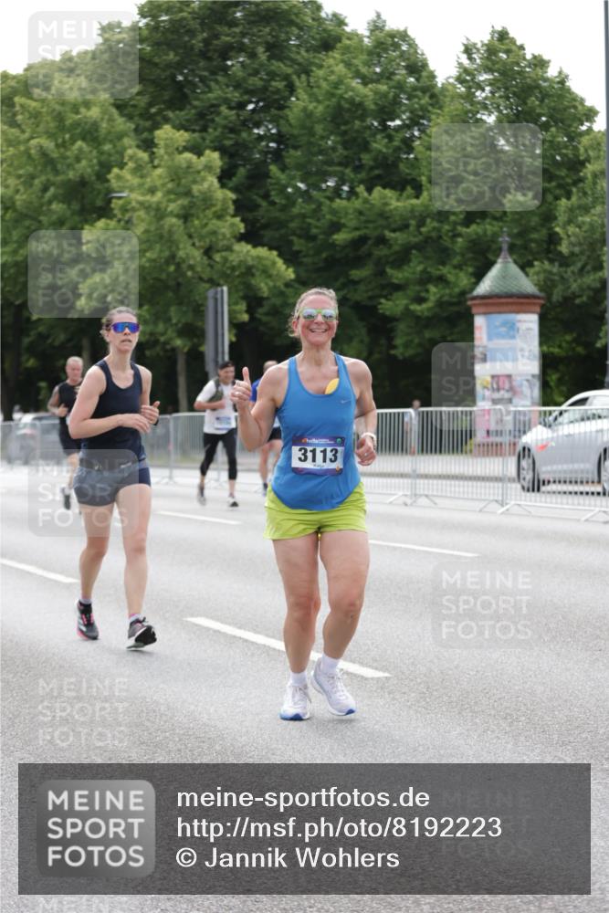 29.06.2025 - hella hamburg halbmarathon Jannik Wohlers http://msf.ph/oto/8192223 29.06.2025 10:24:17 Lombardsbrücke 1352, 1395, 2108, 2280, 2944, 3053, 3099, 3113, 3132, 3421, 4111, 4221, 4444, 5138, 5829, 5830, 6261, 6570, 10907, 11651, 11816, 11817, 12070, 12303, 13111, 13113, 13638, 14898, 15124, 15796, 15975, 17535, 18105, 19080 meine-sportfotos.de