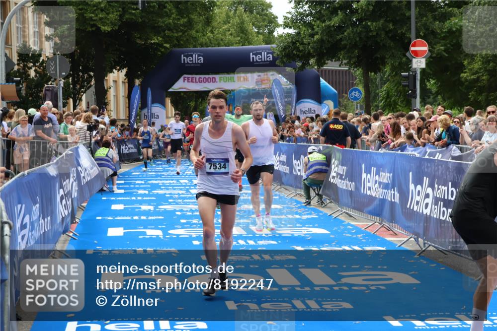 29.06.2025 - hella hamburg halbmarathon Zöllner http://msf.ph/oto/8192247 29.06.2025 10:34:37 Ziel 16148, 1644, 7534, 11230, 11661, 13618, 15887, 16148, 18026 meine-sportfotos.de