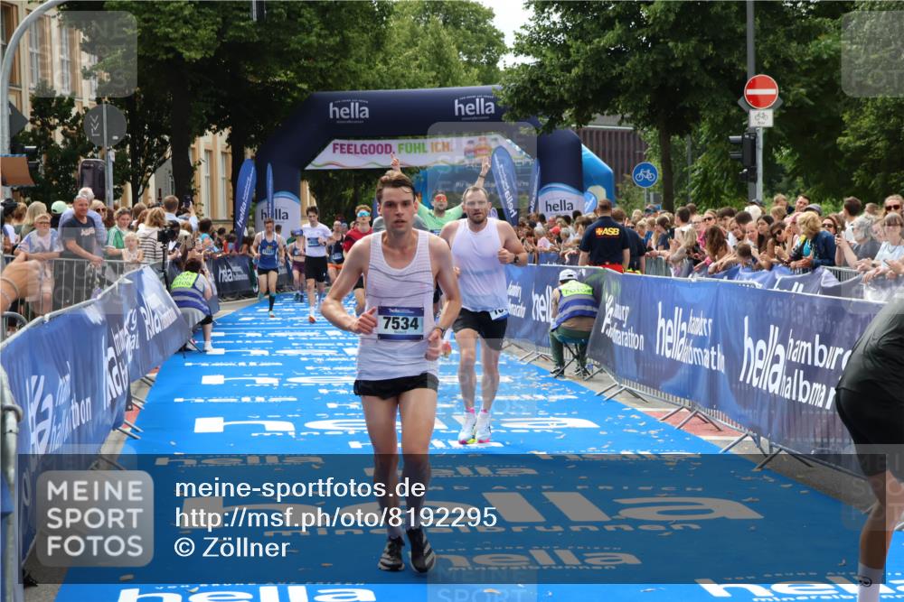 29.06.2025 - hella hamburg halbmarathon Zöllner http://msf.ph/oto/8192295 29.06.2025 10:34:37 Ziel 16148, 1644, 7534, 11230, 11661, 13618, 15887, 16148, 18026 meine-sportfotos.de