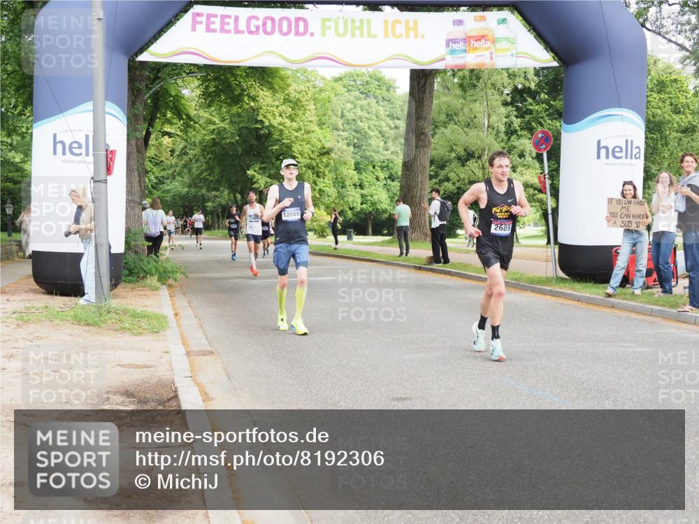 29.06.2025 - hella hamburg halbmarathon MichiJ http://msf.ph/oto/8192306 29.06.2025 10:19:55 Zwischen KM18-KM19 2689, 8190, 8318, 8784, 10270, 18422 meine-sportfotos.de