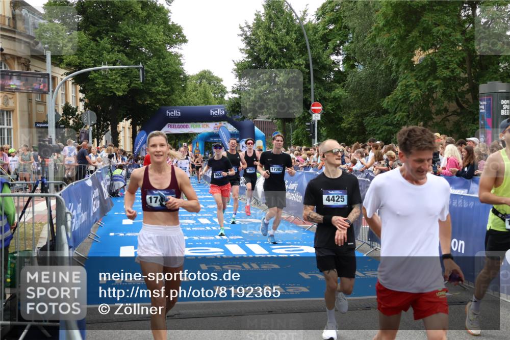 29.06.2025 - hella hamburg halbmarathon Zöllner http://msf.ph/oto/8192365 29.06.2025 10:45:02 Ziel 1171, 1424, 1520, 2890, 4425, 6266, 7709, 7843, 9030, 11688, 15334, 16058, 17381, 17382, 17406, 17544, 18055, 18631 meine-sportfotos.de