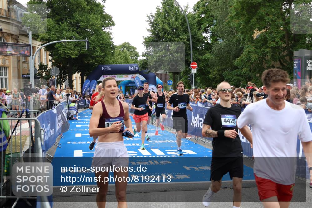 29.06.2025 - hella hamburg halbmarathon Zöllner http://msf.ph/oto/8192413 29.06.2025 10:45:02 Ziel 1171, 1424, 1520, 2890, 4425, 6266, 7709, 7843, 9030, 11688, 15334, 16058, 17381, 17382, 17406, 17544, 18055, 18631 meine-sportfotos.de