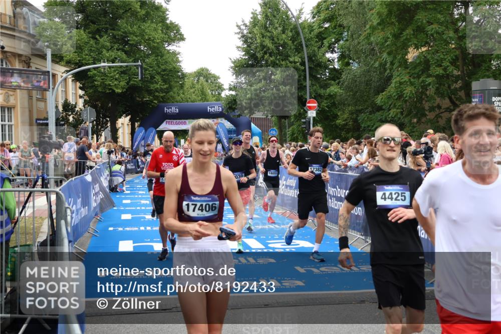 29.06.2025 - hella hamburg halbmarathon Zöllner http://msf.ph/oto/8192433 29.06.2025 10:45:03 Ziel 1171, 1424, 1520, 2890, 6266, 7709, 7843, 9030, 10741, 11688, 15334, 16058, 17381, 17382, 17544, 18055 meine-sportfotos.de