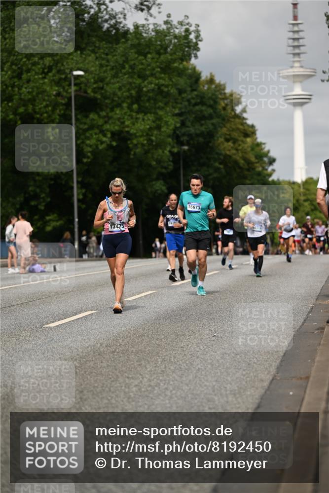 29.06.2025 - hella hamburg halbmarathon Dr. Thomas Lammeyer http://msf.ph/oto/8192450 29.06.2025 10:11:09 Kennedybrücke 1245, 4502, 5287, 5807, 6314, 6572, 6664, 9560, 10212, 10297, 10703, 11114, 11394 meine-sportfotos.de